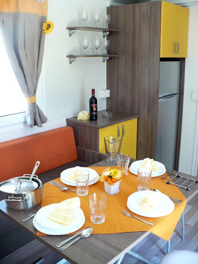 Victoria Mobilehome In Camping Mare E Pineta Lido di Spina Ngoại thất bức ảnh